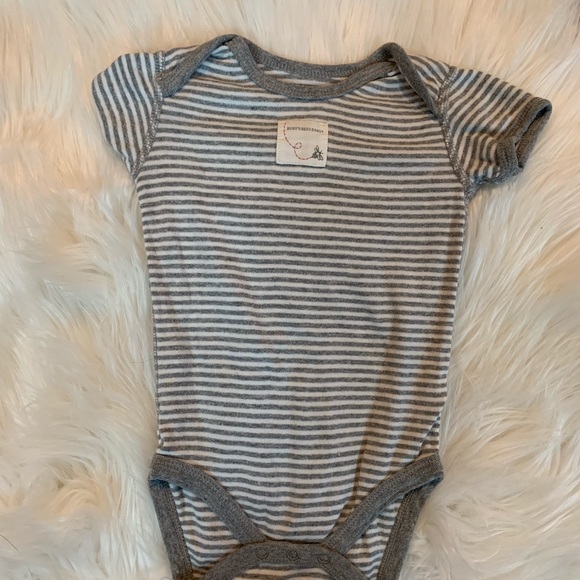 ‼️SOLD‼️ 7 piece Burt’s bees baby bundle - Picture 4 of 8